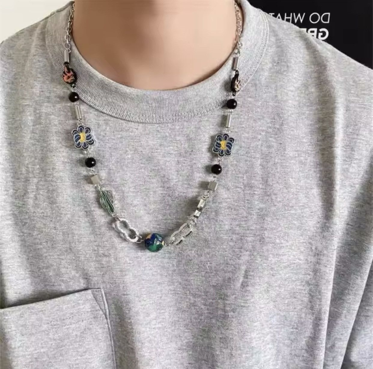 Japanese Brand × Jewelry Retro punk cactus the planet chain necklace aesthetic Size ONE SIZE - 2 Thumbnail