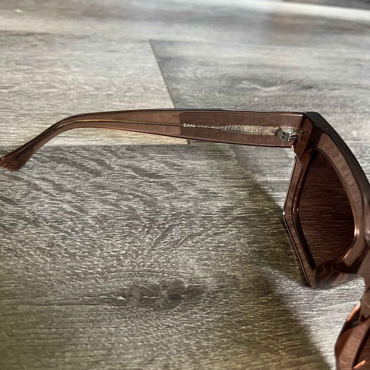 Other DIFF Eyewear Dani Sunglasses Rose Stone Taupe Rose Gradient Size ONE SIZE - 6 Thumbnail