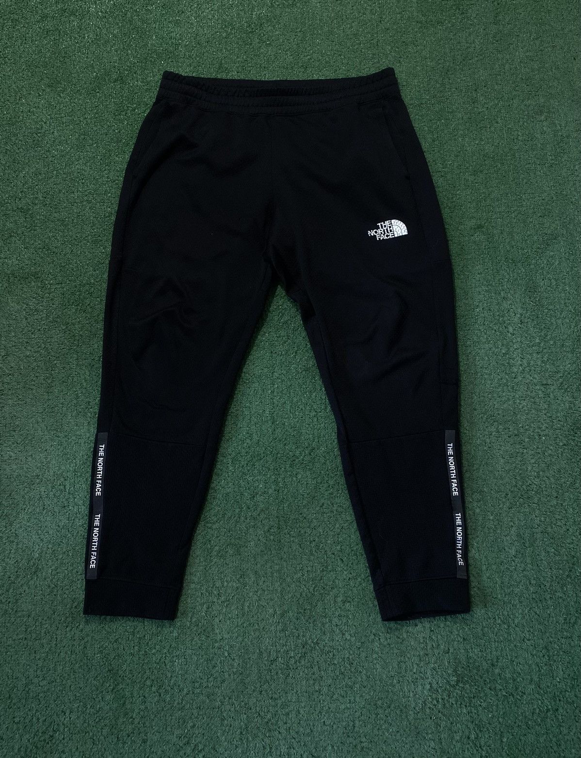 The North Face The north face pants sweatpants Size US 34 / EU 50 - 1 Thumbnail