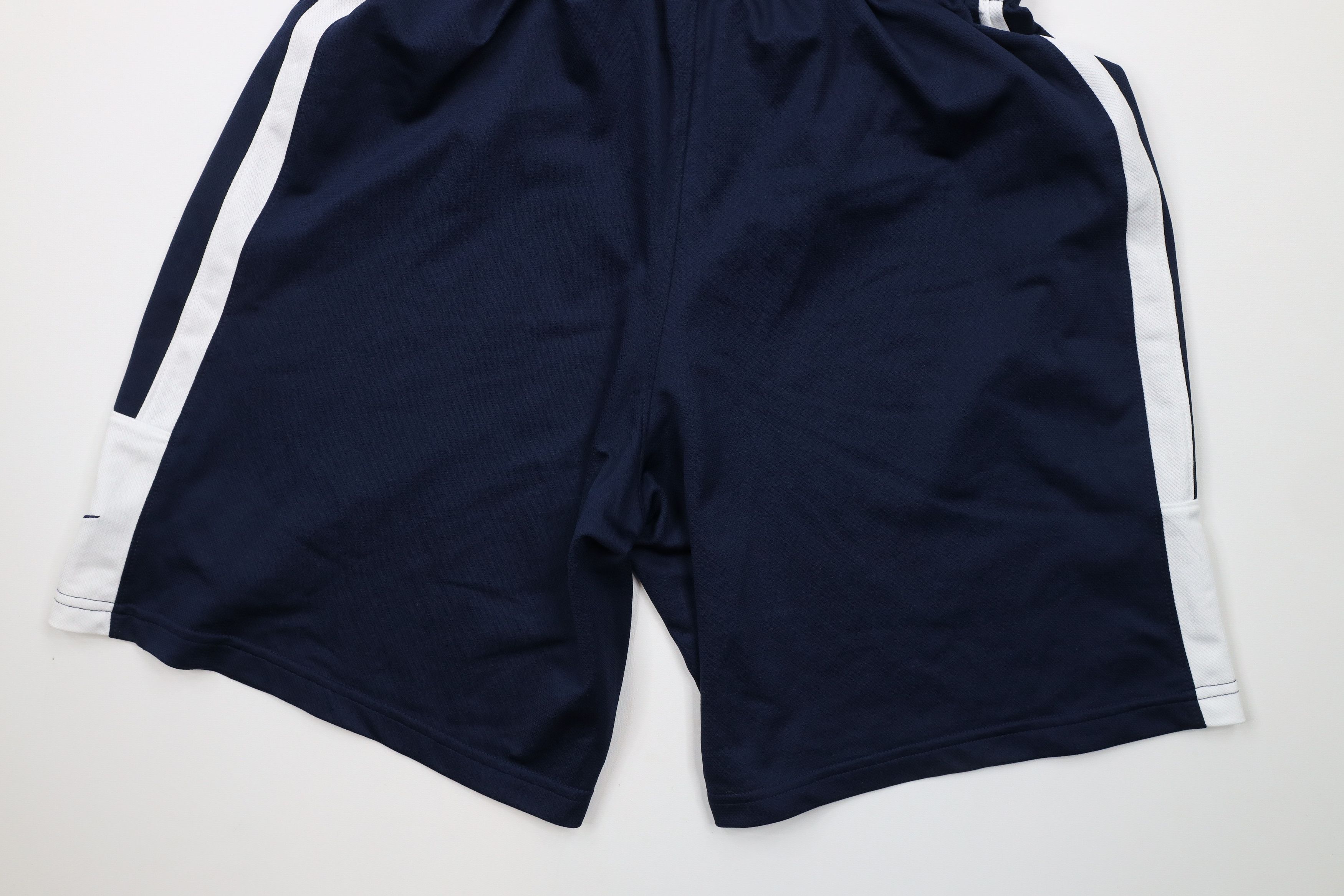 Nike × Vintage Nike Team Issued University of Toledo Basketball Shorts Size US 32 / EU 48 - 11 Thumbnail