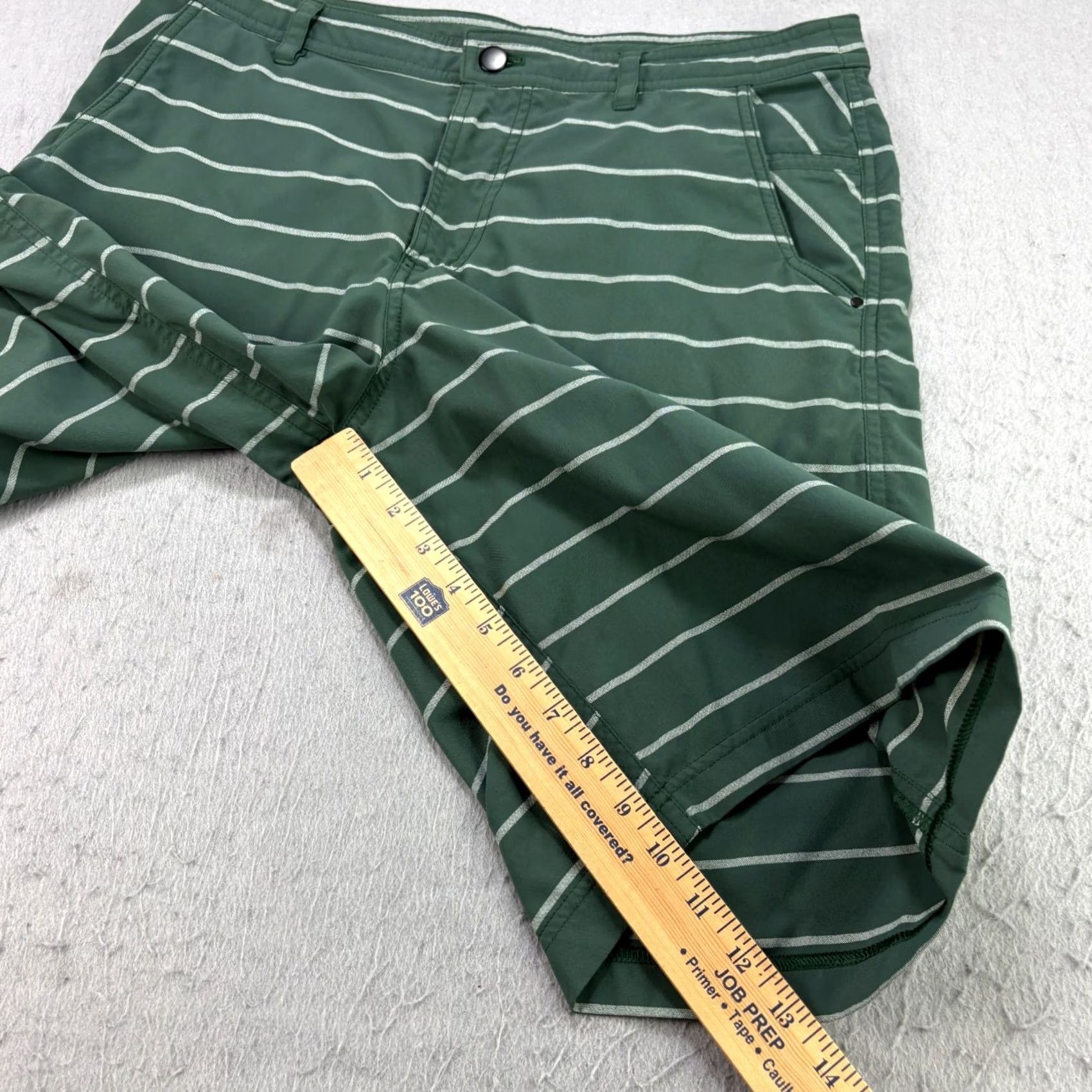 Lululemon Lululemon Kahuna Shorts Mens Size 32 Green Chino Striped Preppy Athleisure Regular Inseam 10 in Pocket Logo Size US 32 / EU 48 - 5 Thumbnail