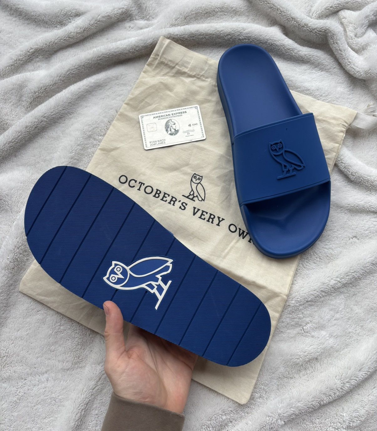 October's Very Own OVO Blue Owl Rubber Pool Slides Size US 10 / EU 43 - 2 Thumbnail
