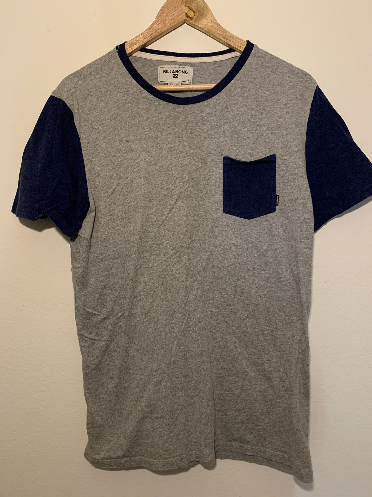 Billabong Billabong Two-Tone Pocket T-Shirt Size US XL / EU 56 / 4 - 1 Preview