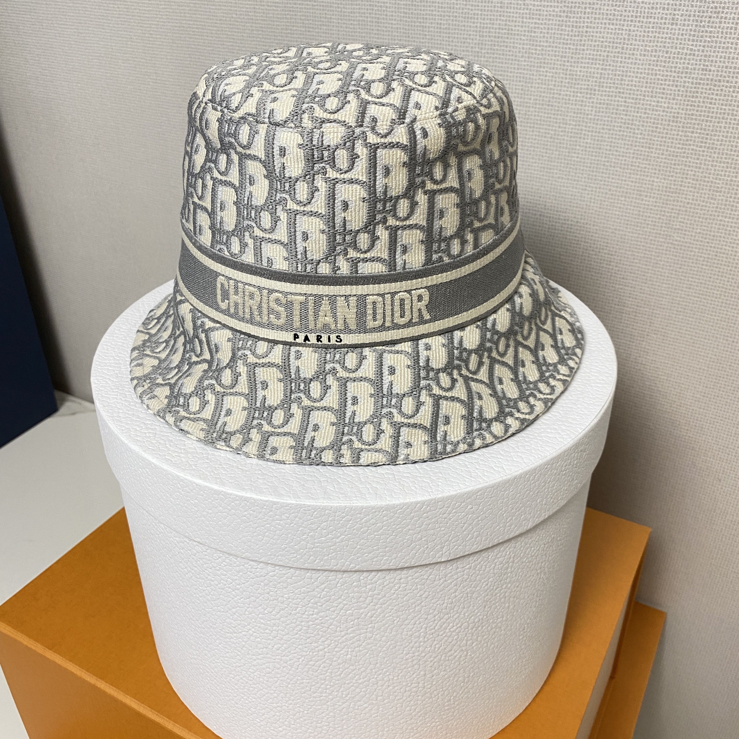 image of Dior D-Oblique Small Brim Bucket Hat in Grey, Women's