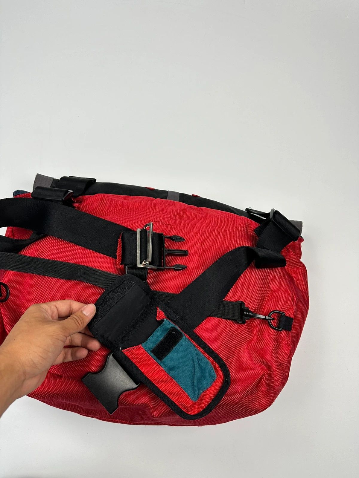 Marithe + Francois Girbaud Marithé + François Girbaud Red & Black Messenger Bag Size ONE SIZE - 8 Thumbnail