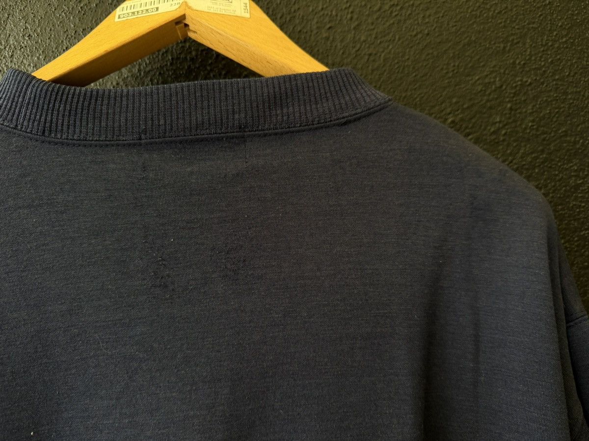 Gianni Valentino Vintage Gianni Valentino Italy Navy V Logo Sweatshirt Size US L / EU 52-54 / 3 - 8 Thumbnail