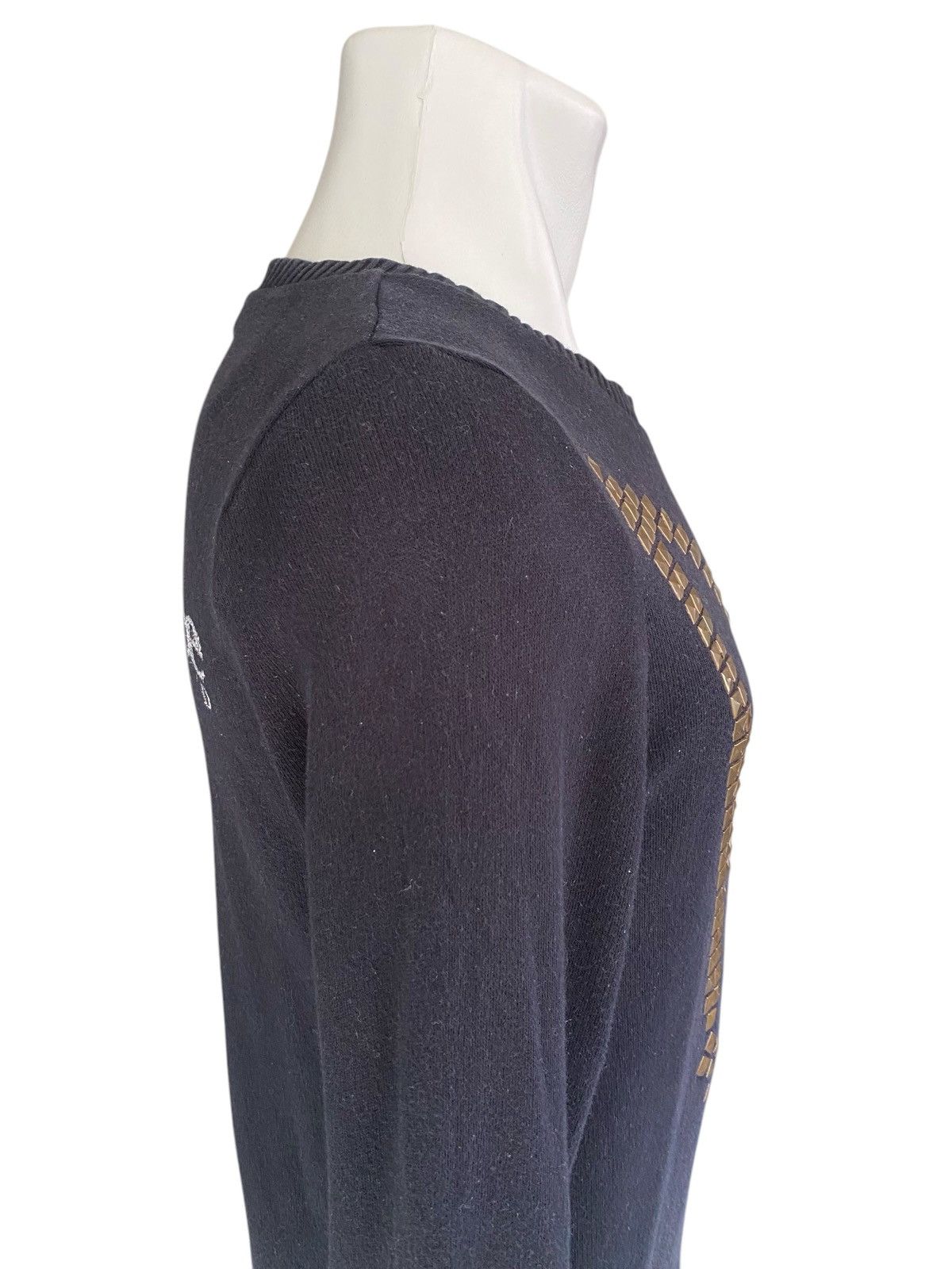 Japanese Brand Vintage REALBVOICE Embroidery Refined Crewneck Size US M / EU 48-50 / 2 - 7 Thumbnail