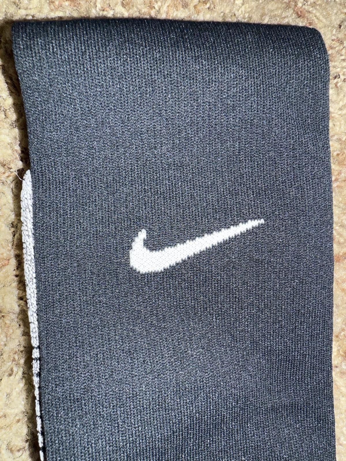 Nike Nike Men’s PSG Paris Saint Germain Home 2025-2026 Socks Sample Size ONE SIZE - 3 Thumbnail