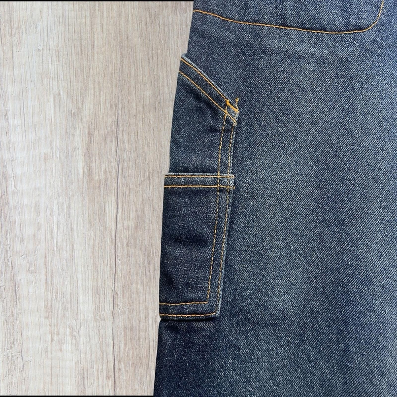 Levi's Women's Levi's Dark Blue Denim Cargo Jeans size 16 Size 38" / US 16 / IT 52 - 2 Thumbnail