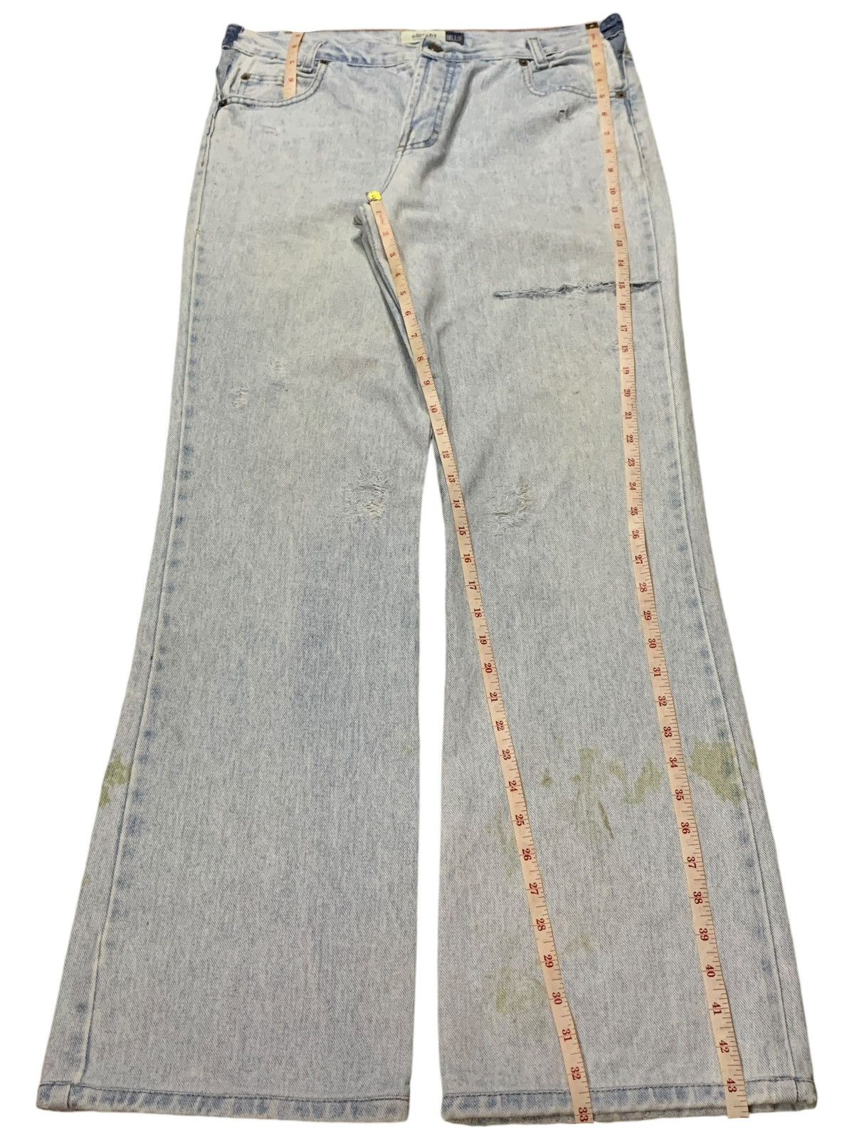 Japanese Brand Vintage Japanese Brand Light Wash High Rise Bootcut Jeans Size 34" / US 12 / IT 48 - 13 Thumbnail