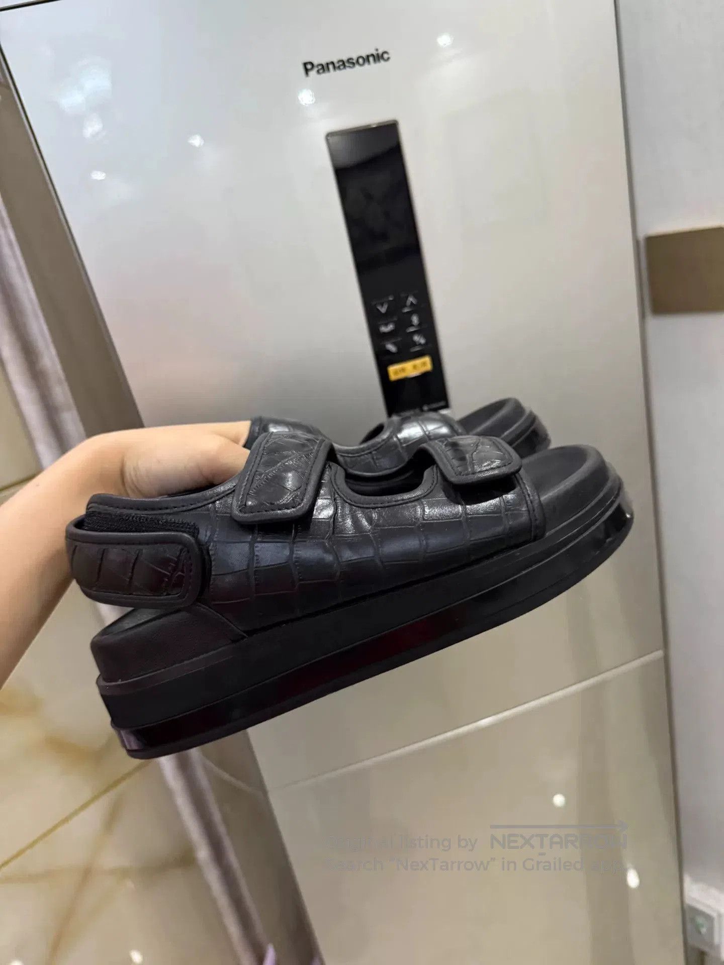 Japanese Brand Comfortable Black Platform Sandals for Women. Size US 6 / IT 36 - 2 Thumbnail