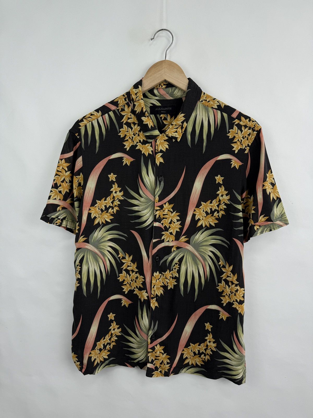 Allsaints 🇺🇸 Y2K Allsaints Floral Hawaiian Shirt Retro Retro Hype Size US S / EU 44-46 / 1 - 4 Thumbnail