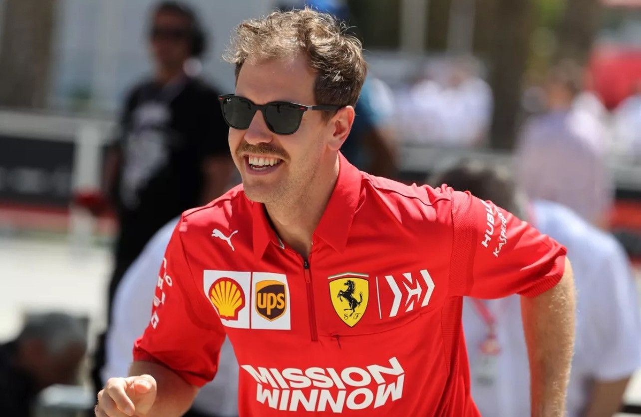 Ferrari × Formula 1 × Puma Polo F1 Puma Ferrari Mission Winnow 2019 Size XL Size US XL / EU 56 / 4 - 9 Thumbnail