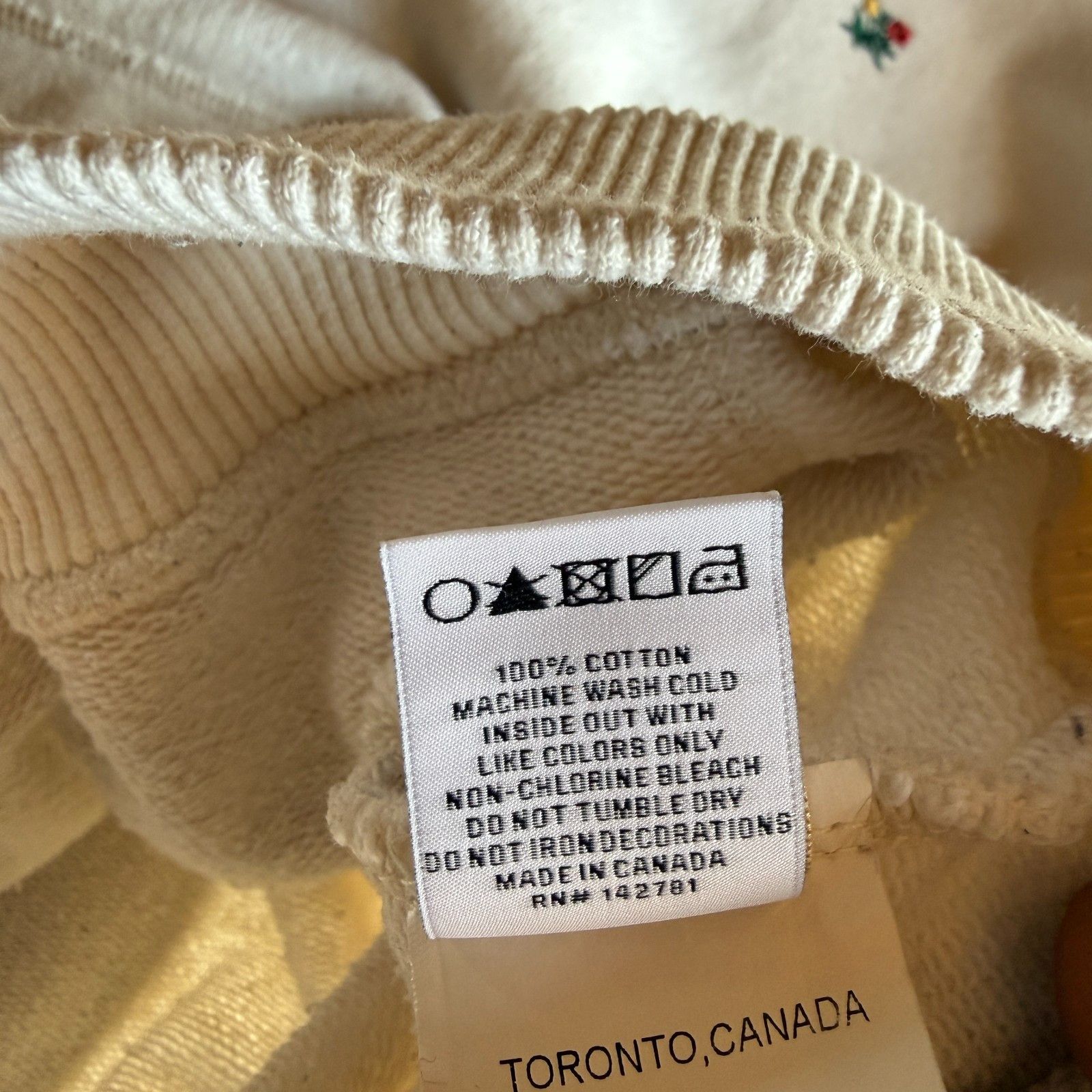 Aime Leon Dore Aimé Leon Dore ALD Cream Crest Logo Pullover Hoodie Size US M / EU 48-50 / 2 - 5 Thumbnail