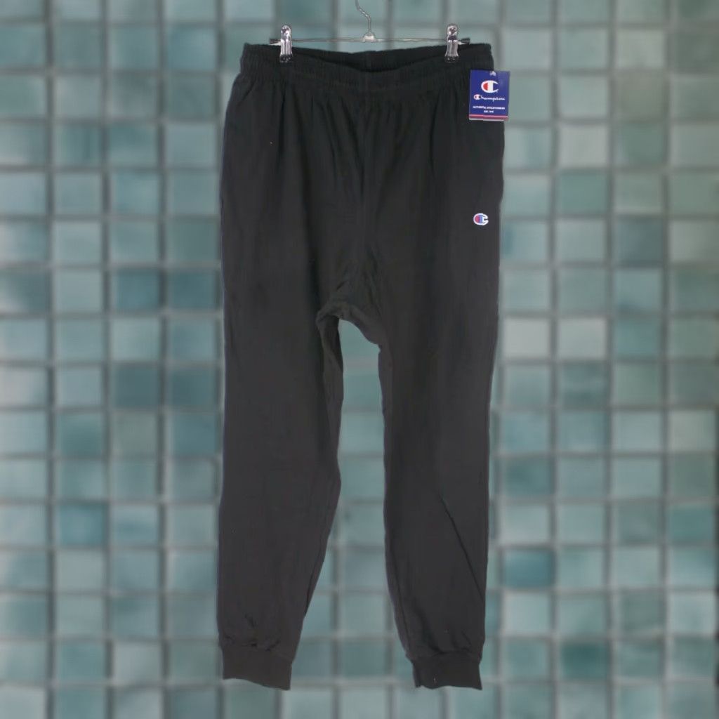Champion VINTAGE Champion Mens Black Sweatpants Activewear Drawstring Size Medium Tapered Leg Gym Lounge Size US 31 - 1 Thumbnail