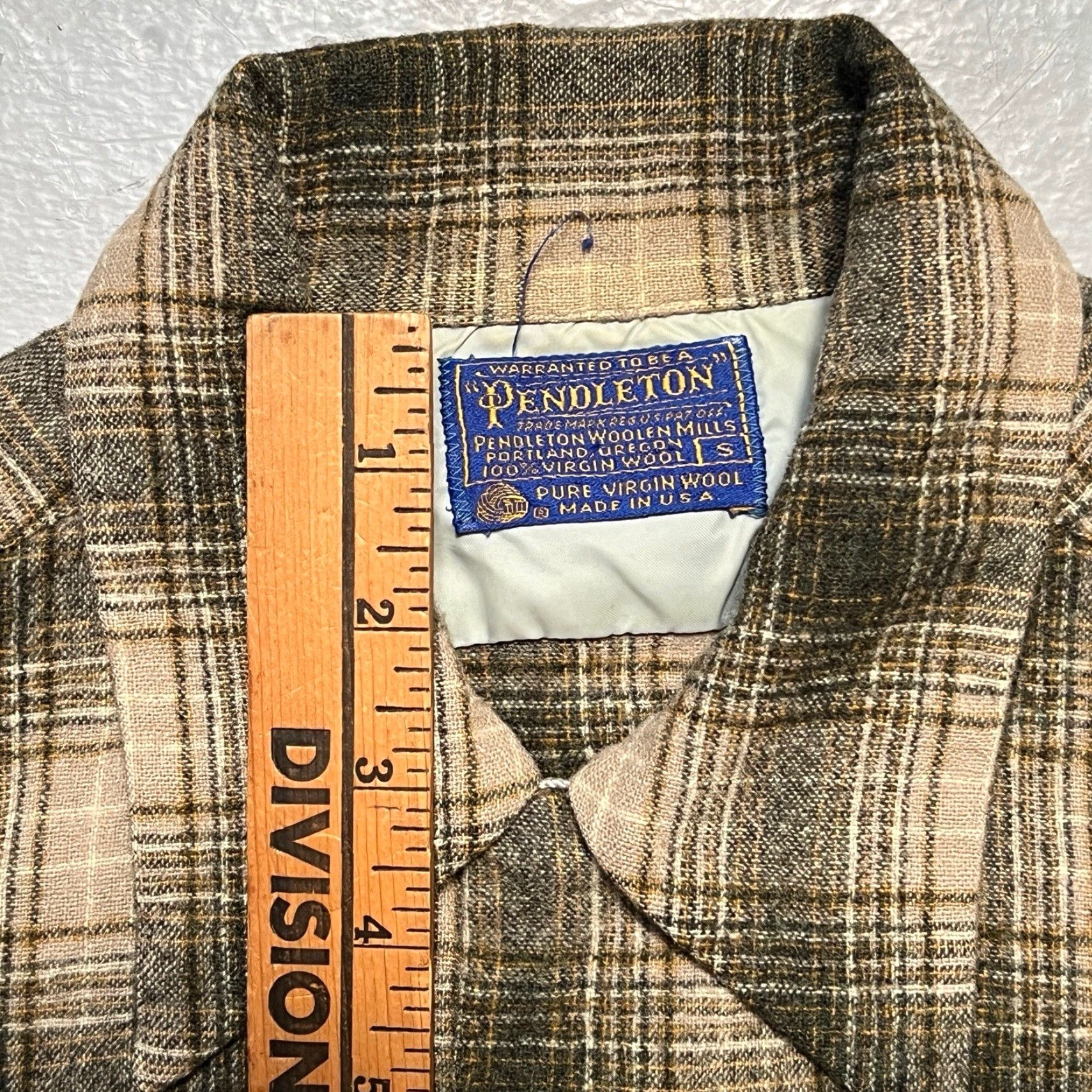 Pendleton VINTAGE Pendleton Board Shirt Flannel Wool Shirt Size US S / EU 44-46 / 1 - 4 Thumbnail