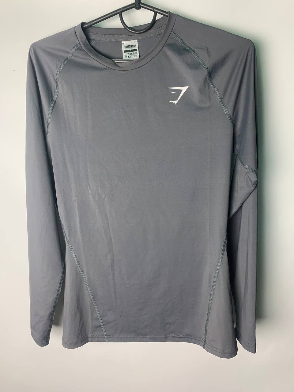 Gymshark Vintage streetwear sportswear Gymshark Long Sleeve Rare Size US M / EU 48-50 / 2 - 1 Thumbnail