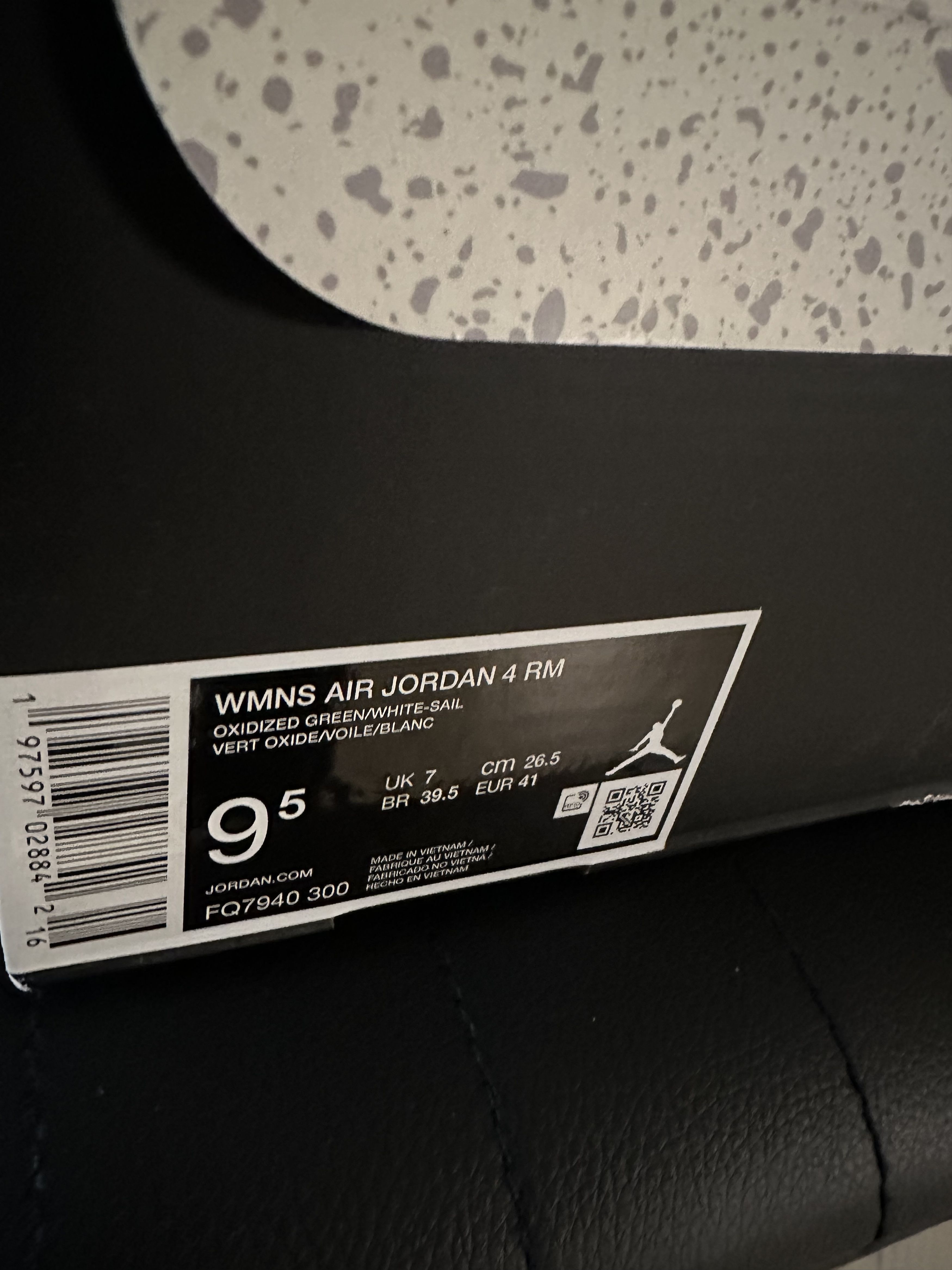 Nike WMNS AIR JORDAN 4 RM OXIDIZED GREEN Size US 9.5 / IT 39.5 - 16 Thumbnail