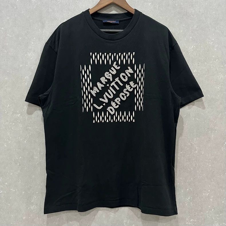 Louis Vuitton Louis Vuitton Beaded logo short sleeves Size US XXL / EU 58 / 5 - 1 Thumbnail
