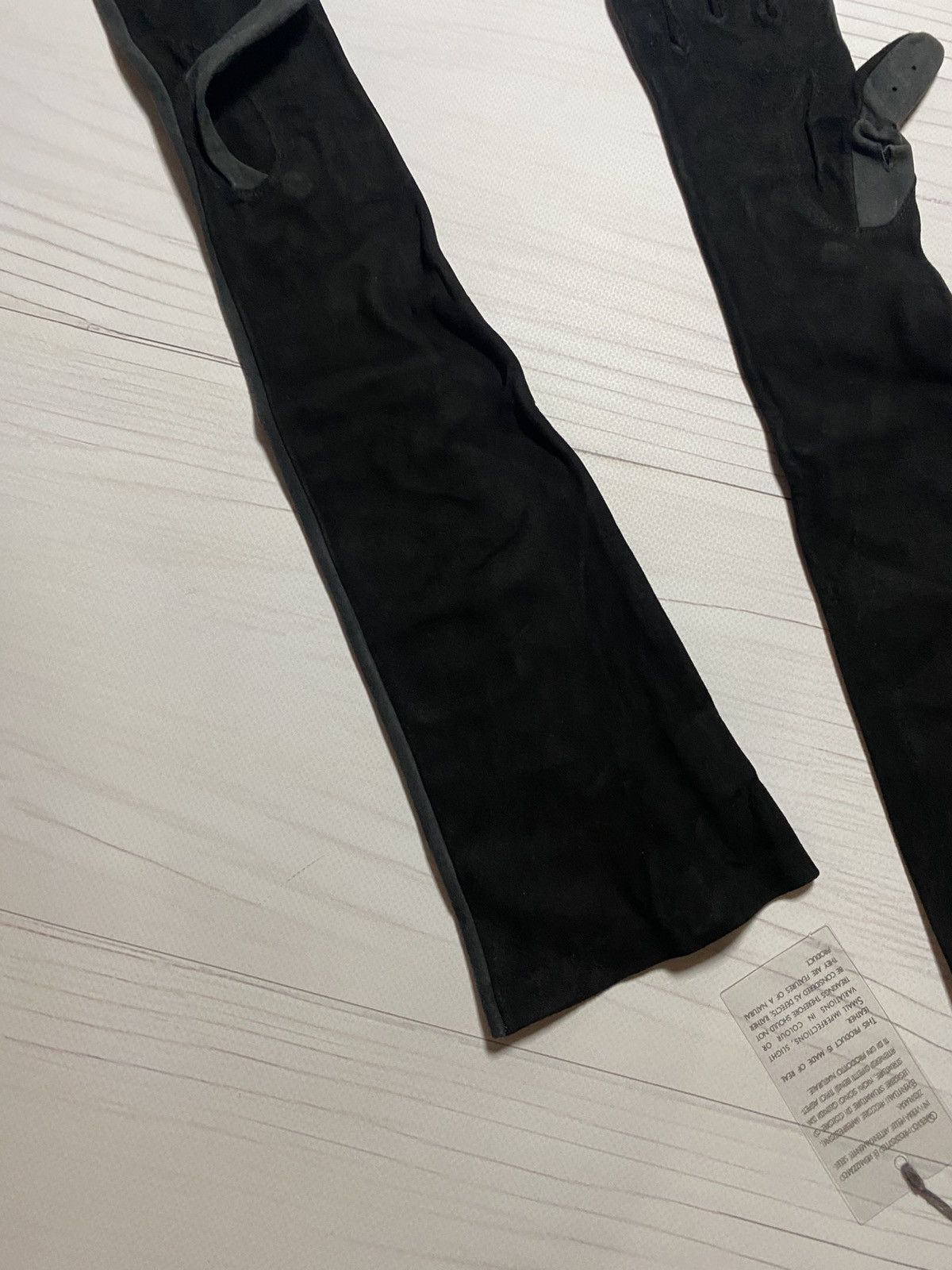Marni Vintage Marni Black Leather Long Gloves Size 7.5 Size ONE SIZE - 13 Thumbnail