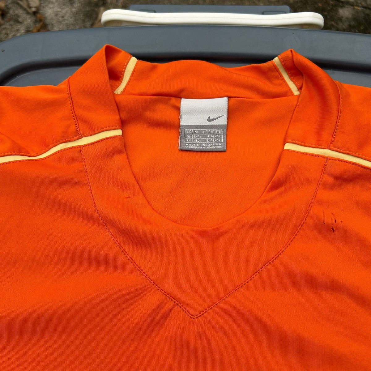 Nike Vintage Nike Manchester United Orange 🍊 Size US XS / EU 42 / 0 - 3 Thumbnail