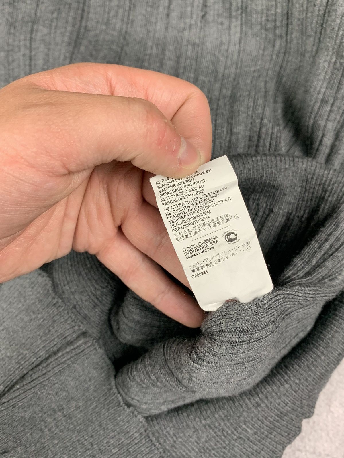 Dolce & Gabbana D&G Dolce Gabbana Y2K Knit Sweater Gray V-Neck Size L Size US L / EU 52-54 / 3 - 9 Thumbnail