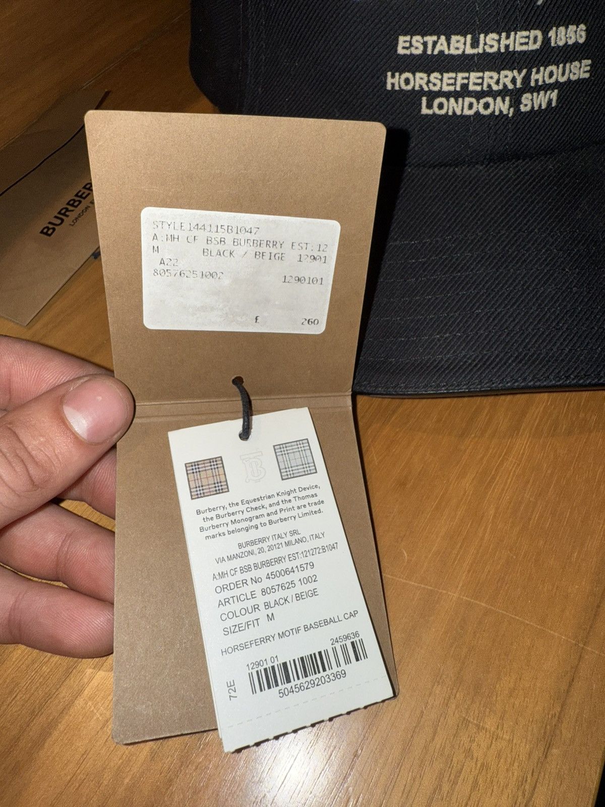 Burberry BURBERRY HAT NEVER WORN Size ONE SIZE - 3 Thumbnail