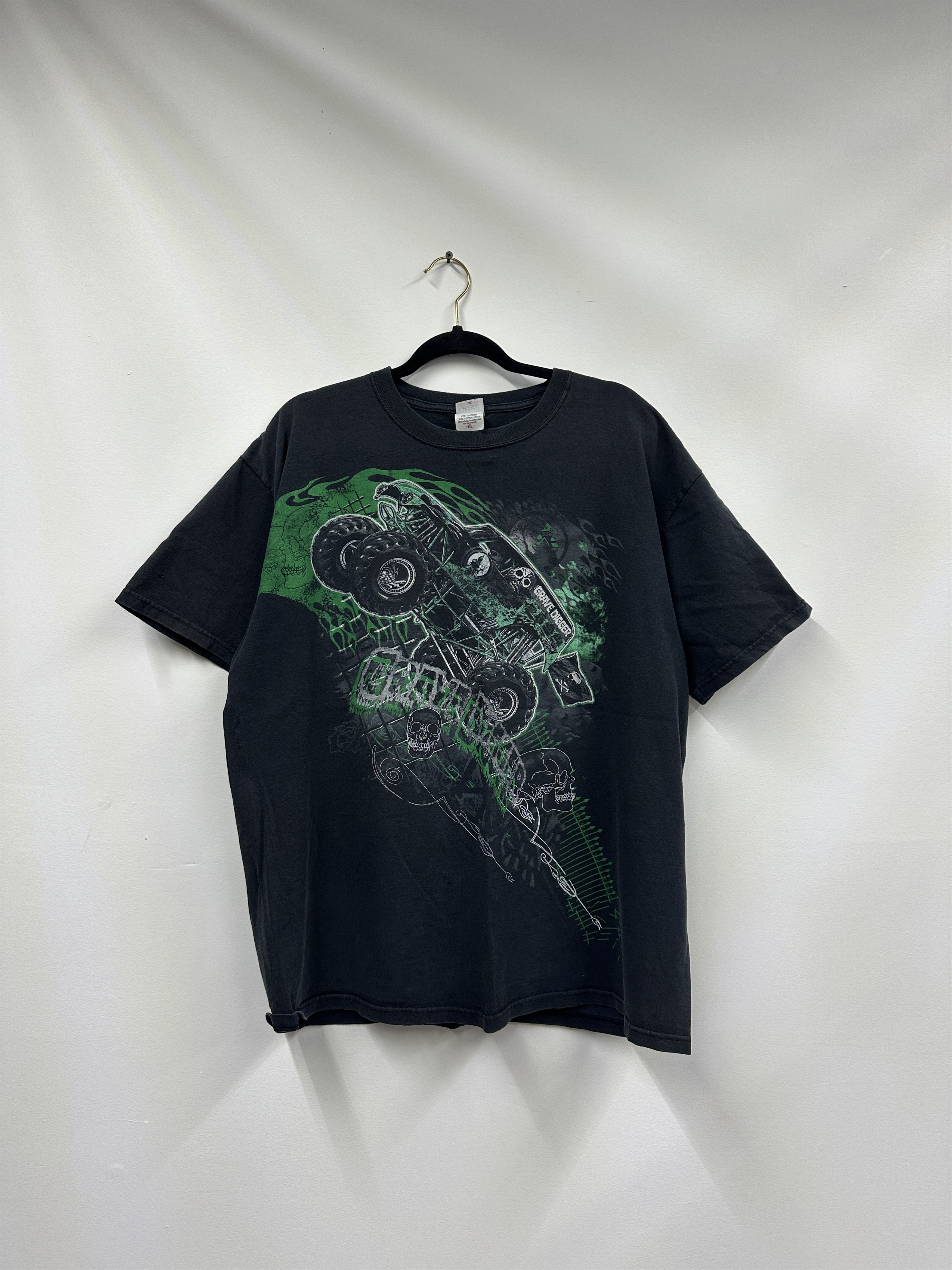 Other Vintage Grave Digger Monster Truck Racing Shirt XL Size US XL / EU 56 / 4 - 1 Thumbnail