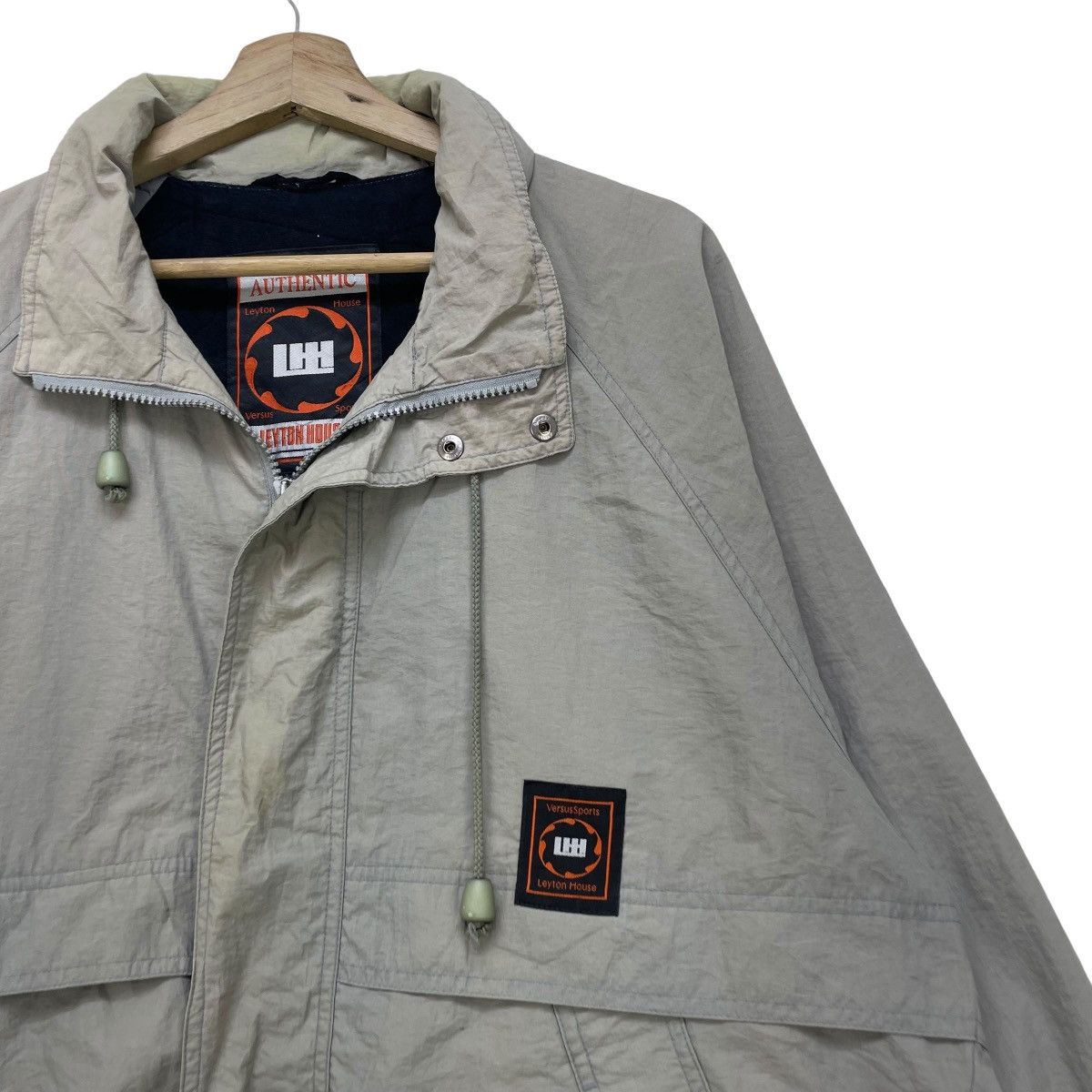 Japanese Brand Faded Vintage Leyton House Versus Sport Light Jacket Size US M / EU 48-50 / 2 - 4 Thumbnail