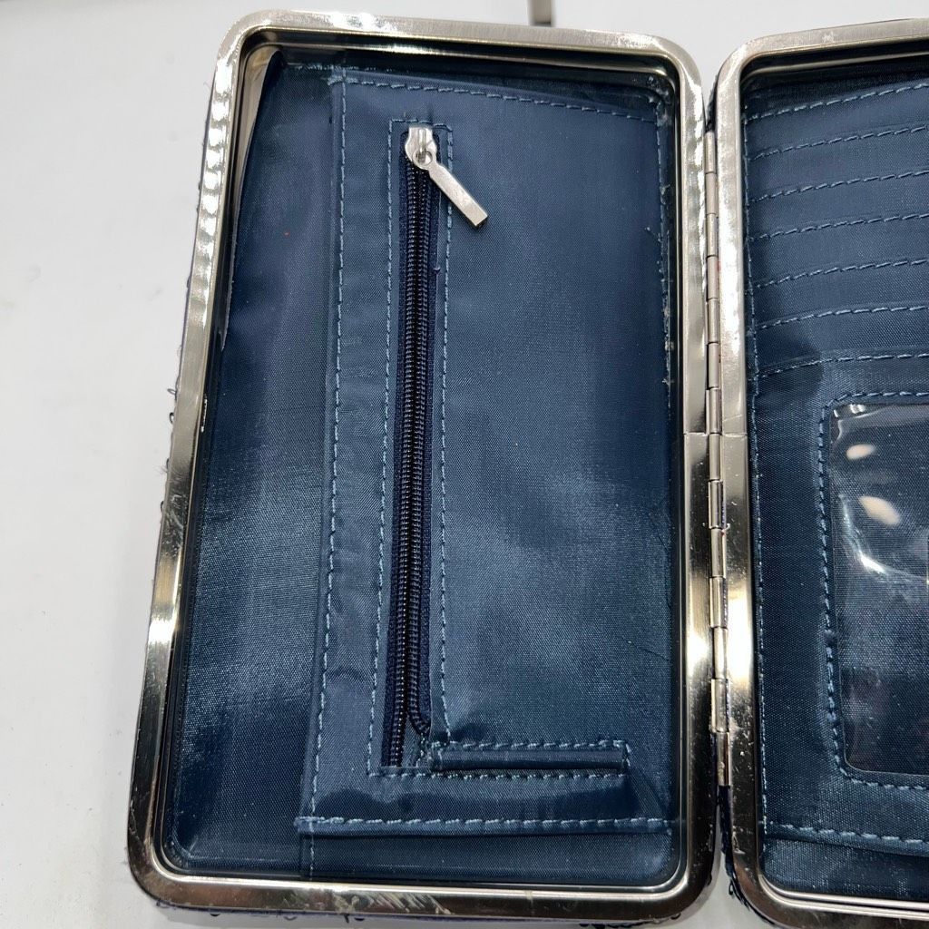 Other Unbranded Stormy Sequined Hard Clasp Clutch/Wallet Size ONE SIZE - 8 Thumbnail