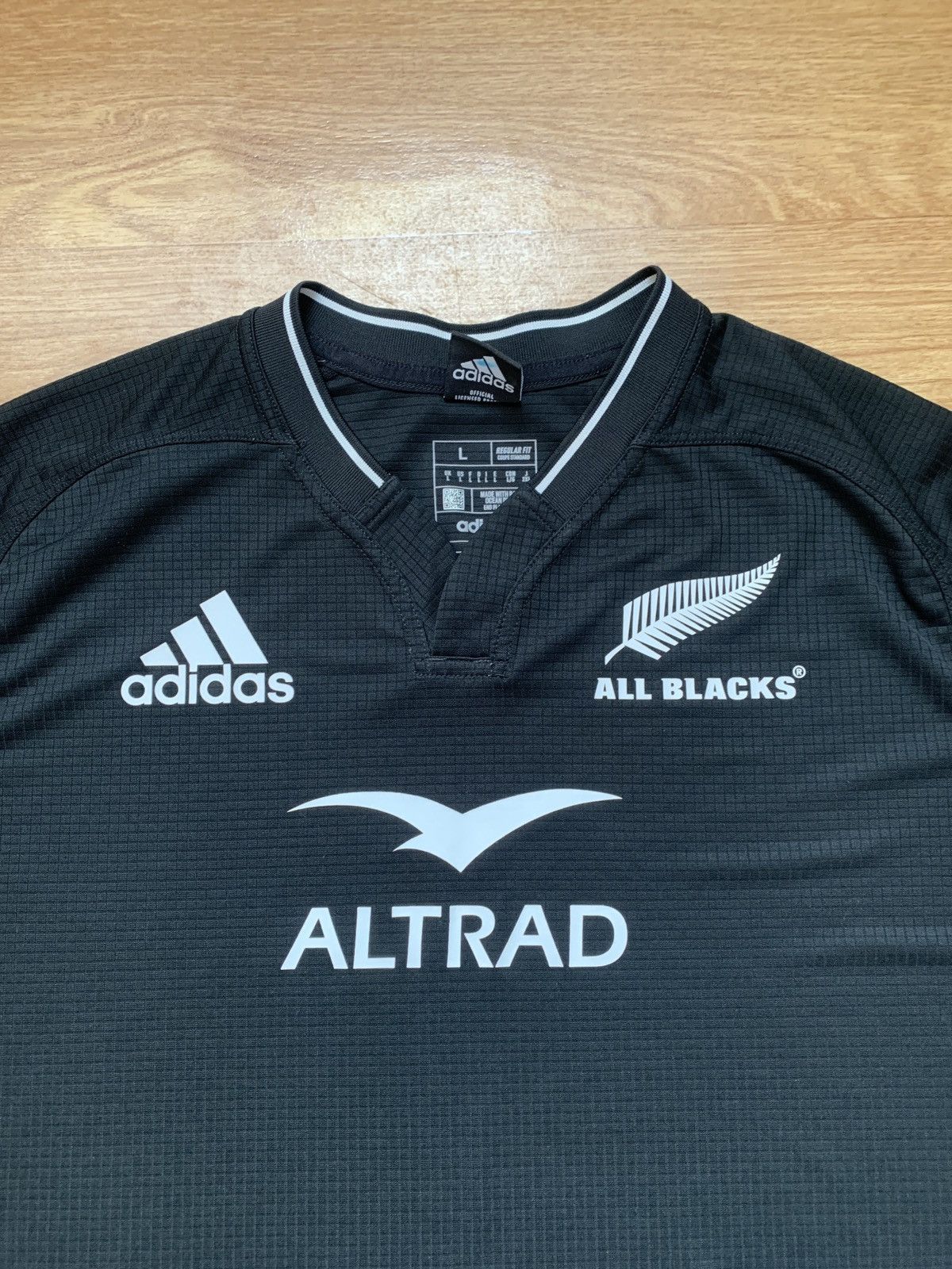 Adidas ALL BLACKS 2022/23 HOME RUGBY JERSEY KIT ADIDAS NEW ZEALAND Size US L / EU 52-54 / 3 - 3 Thumbnail