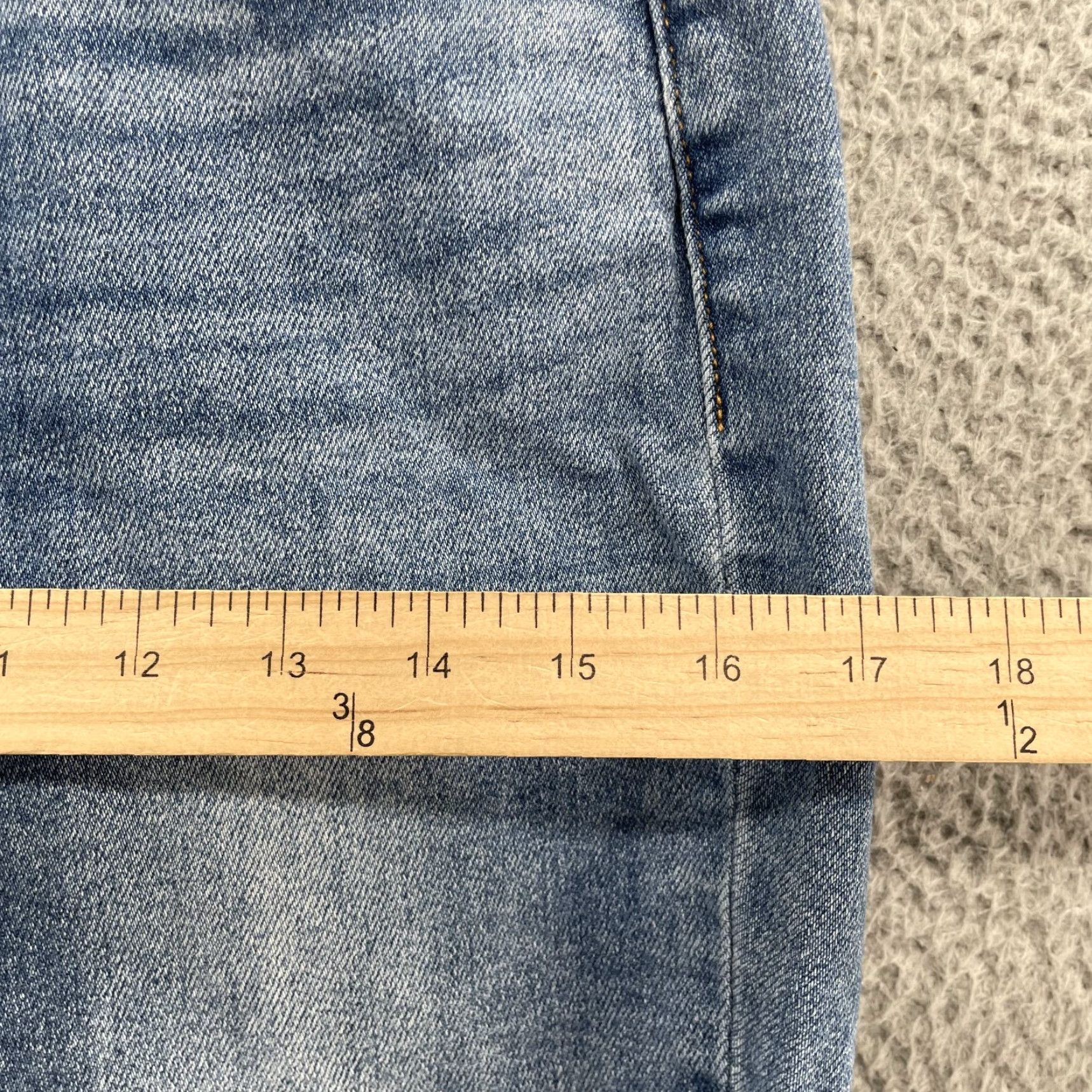 Vintage Judy Blue Jeans Women's 28* Slim Fit Mid Rise 90's Grunge Preppy Indie Denim Blue Jeans - Regular Size 28 Size 28" / US 6 / IT 42 - 6 Thumbnail