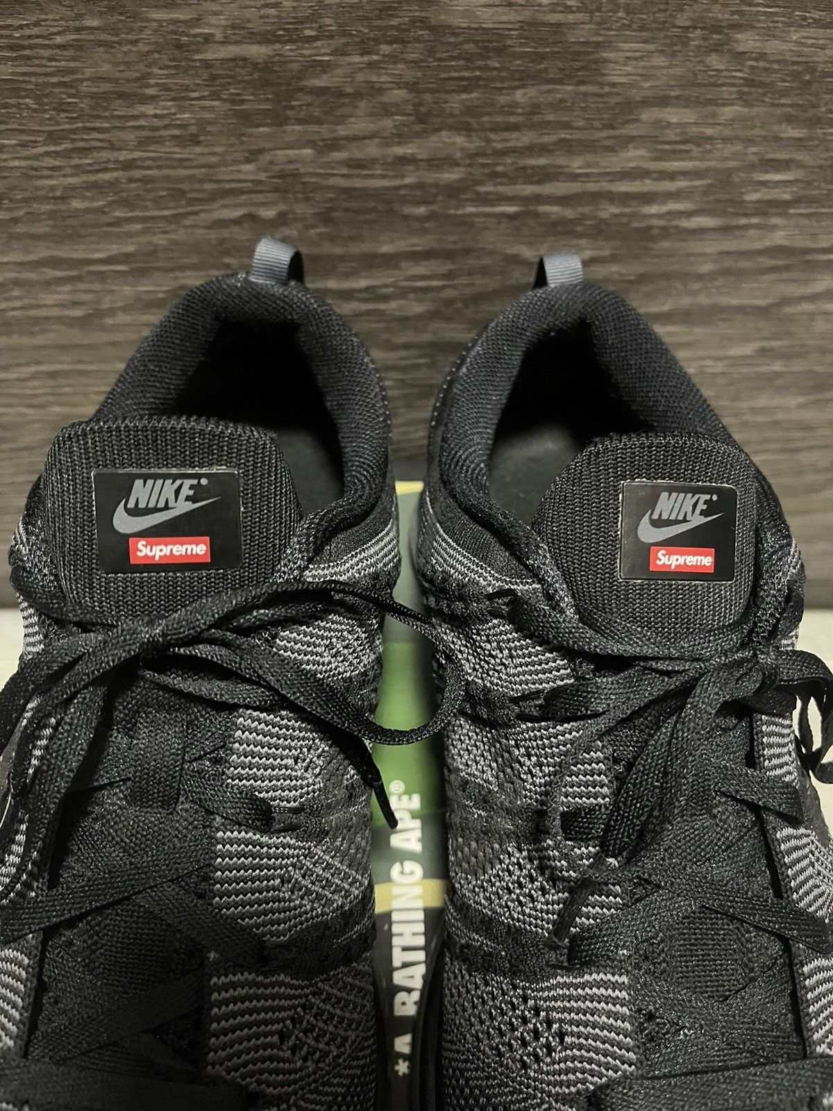 Nike × Supreme Supreme nike flyknit lunar 1 Size US 11 / EU 44 - 2 Thumbnail