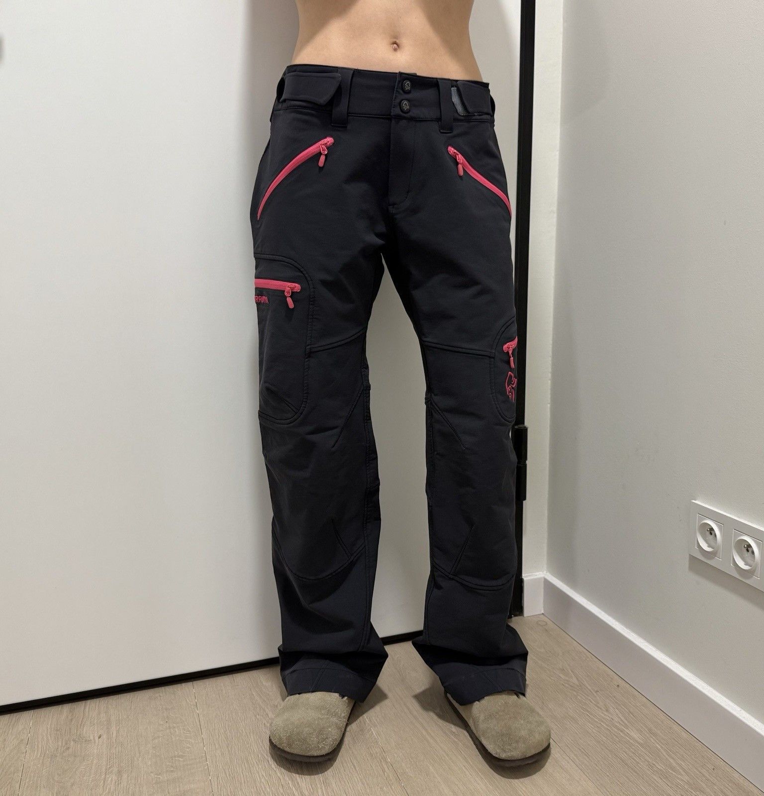 Norrona norrona svalbard flex 1 pants womens hiking outdoor Size 27" / US 4 / IT 40 - 5 Thumbnail