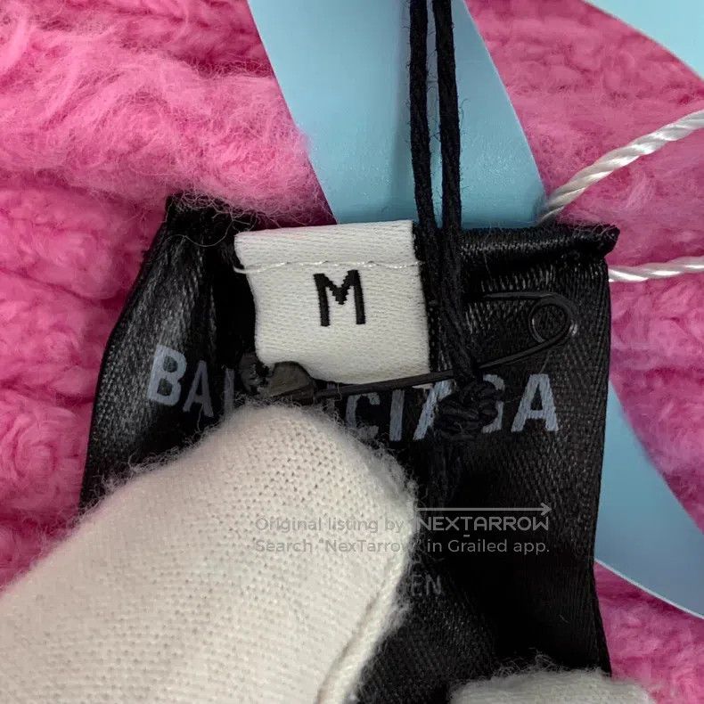 Balenciaga Balenciaga Pink logo lettering embroidered cotton crew-nec Size US M / EU 48-50 / 2 - 6 Thumbnail