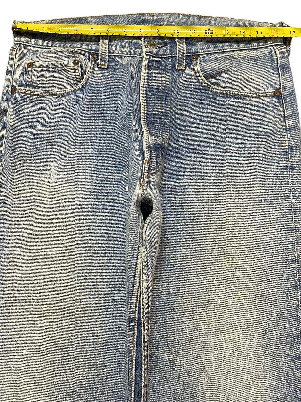 Levi's Vintage Clothing Vintage 80 Levis 501 Blue Faded Wash Relaxed Straight Leg Size US 32 / EU 48 - 12 Thumbnail