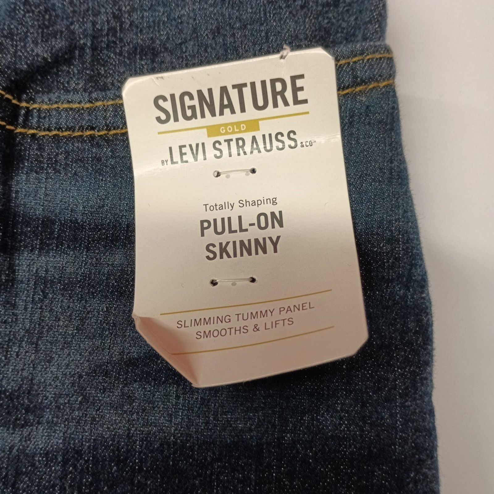 Levi's Levi Strauss Shaping Pull-On Skinny Jeans Size 16S 33x28 Size 38" / US 16 / IT 52 - 5 Thumbnail