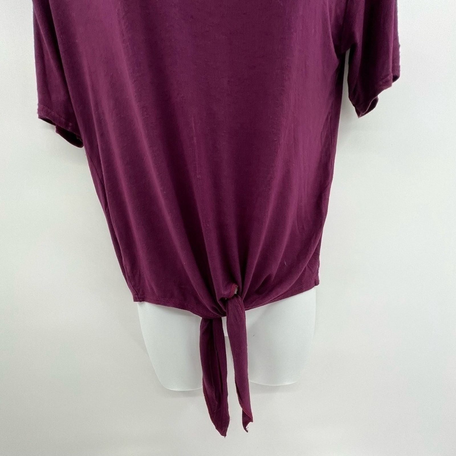 Boohoo BOOHOO WOMENS MAROON TIE FRONT TEE SZ2 Size XS / US 0-2 / IT 36-38 - 3 Thumbnail