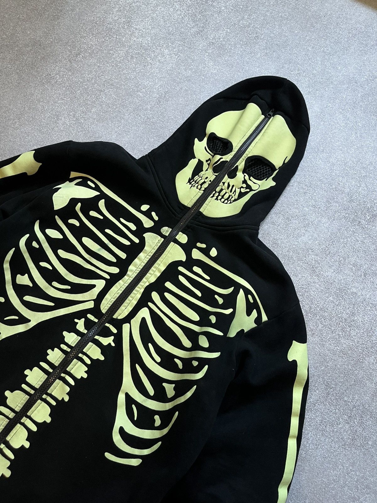 Other Skeleton Full Zip Hoodie – Bone Print Y2K Vibe Rare Graphic Size US L / EU 52-54 / 3 - 6 Thumbnail