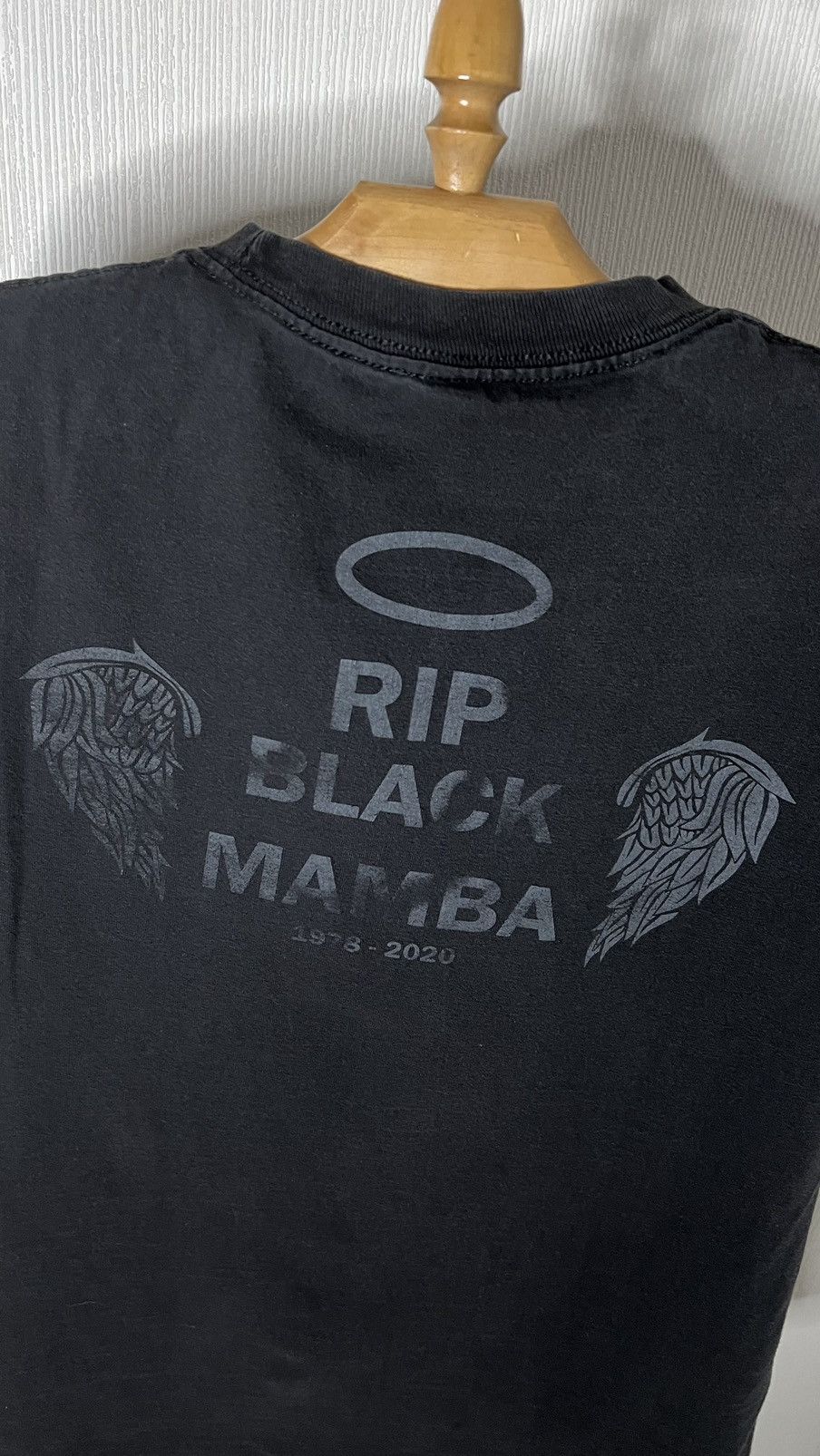 Nike × Vintage Rare Kobe Bryant tribute big logo rip t shirt Size US M / EU 48-50 / 2 - 4 Thumbnail
