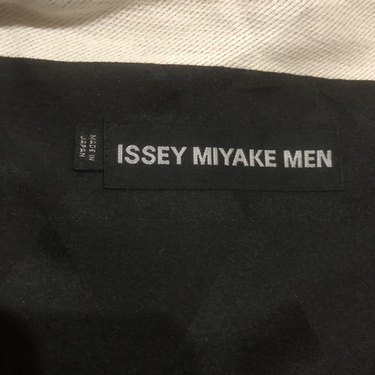 Issey Miyake × Pleats Please Issey Miyake Issey Miyake Man 2020 Fall Winter Jackets Size US L / EU 52-54 / 3 - 16 Thumbnail