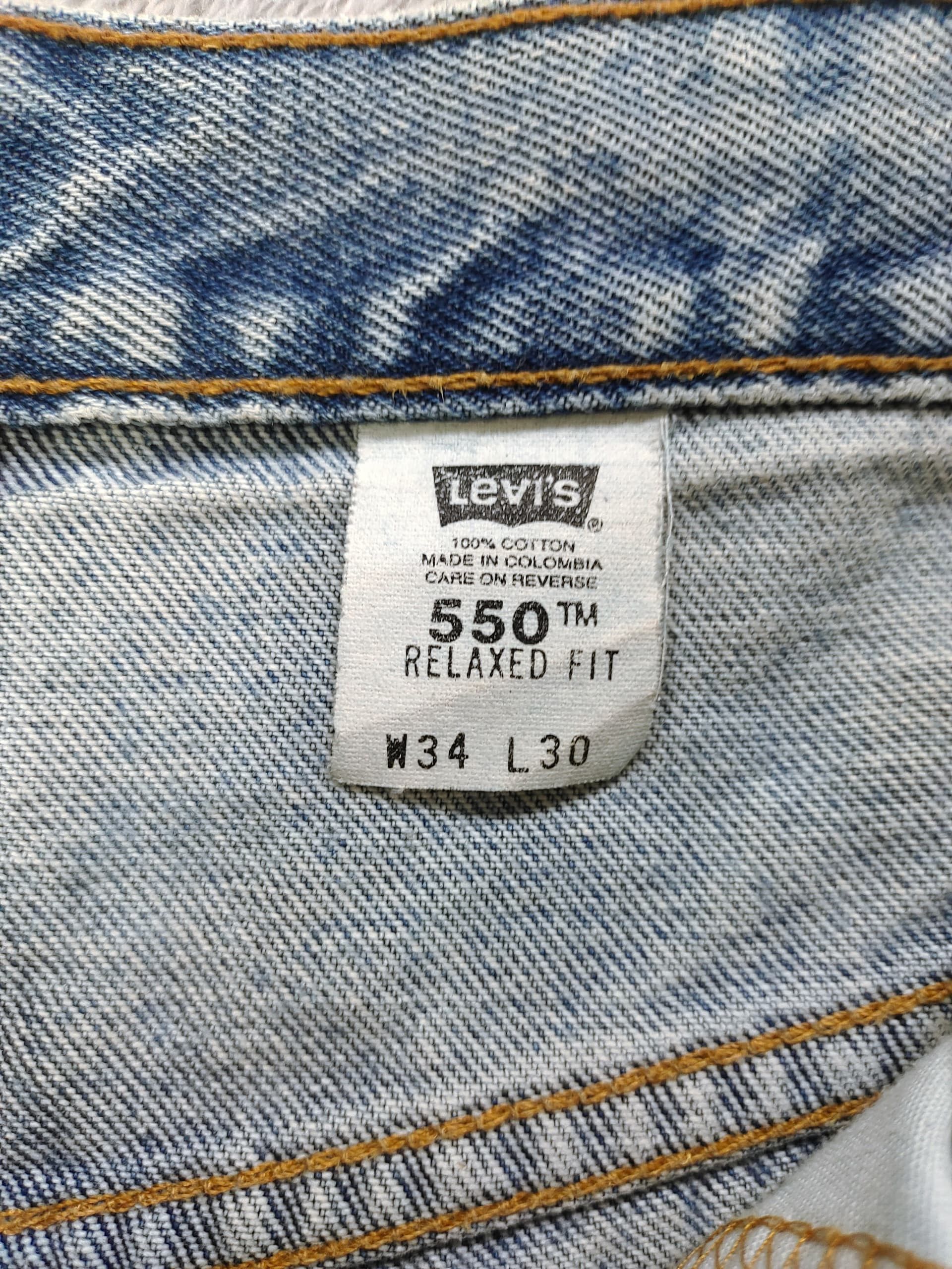Levi's Vintage Levi’s 550 Relaxed Fit Distressed Light Wash Jeans Size US 34 / EU 50 - 16 Thumbnail