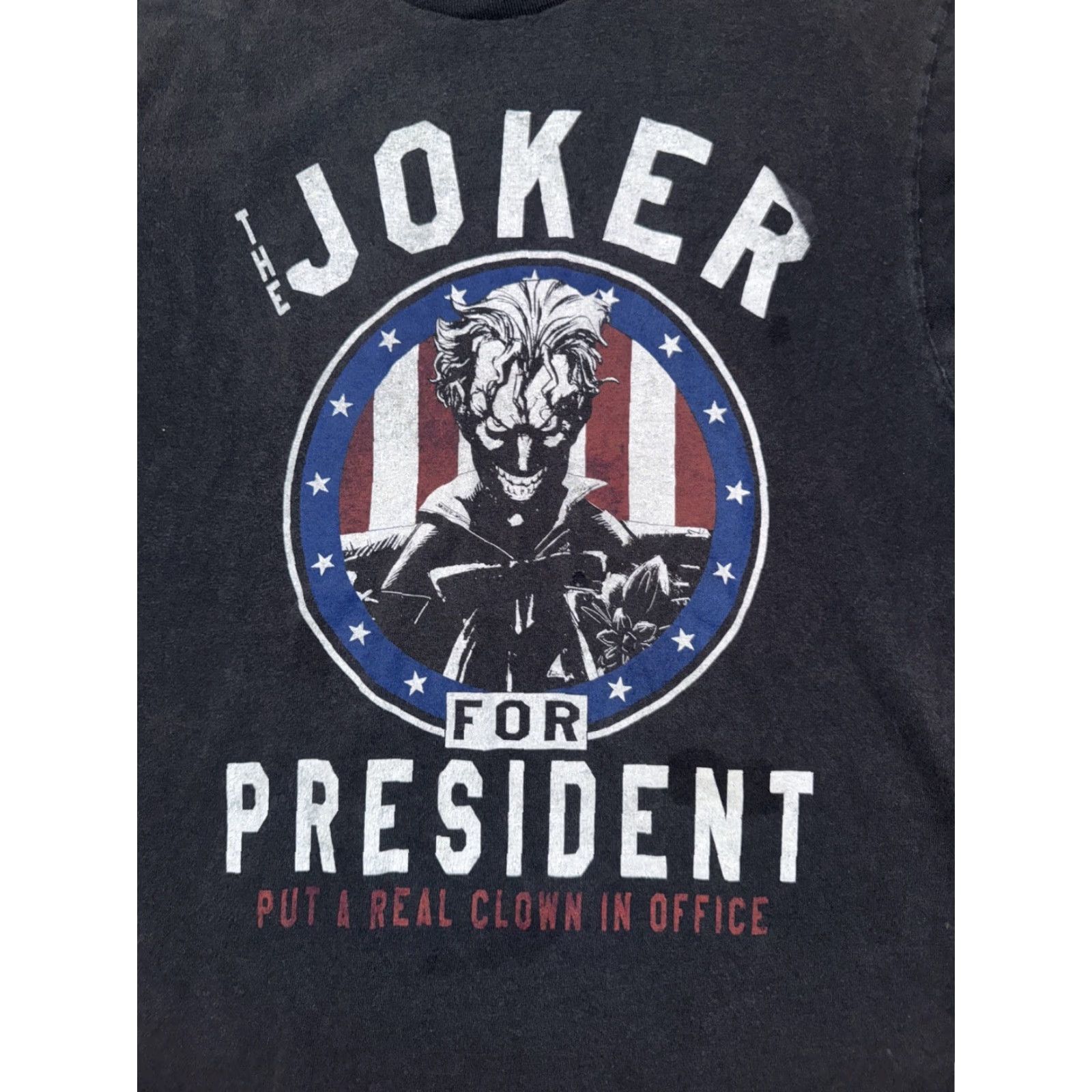 DC Comics VINTAGE Joker For President Graphic T-Shirt Black Men’s Large DC Comics Shirt Mens Large Graphic Print 2000s Villain Comics Size US L / EU 52-54 / 3 - 2 Thumbnail
