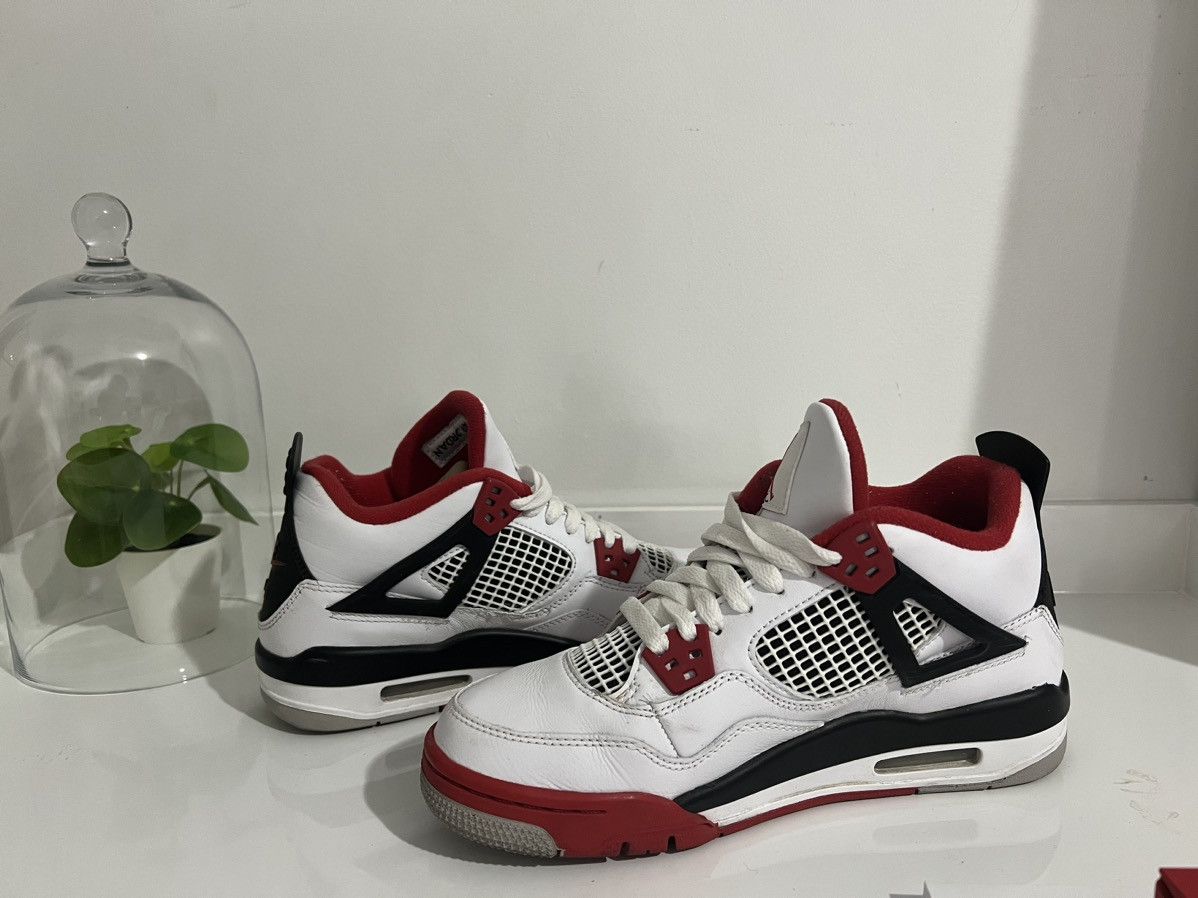 Jordan Brand fire red 4s Size US 6 / EU 39 - 13 Thumbnail