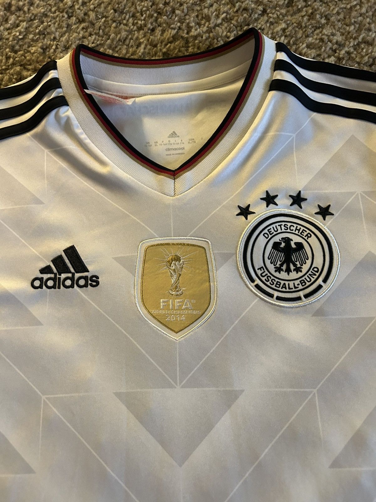 Adidas Germany 2016/2017 Home Jersey Size US S / EU 44-46 / 1 - 2 Thumbnail