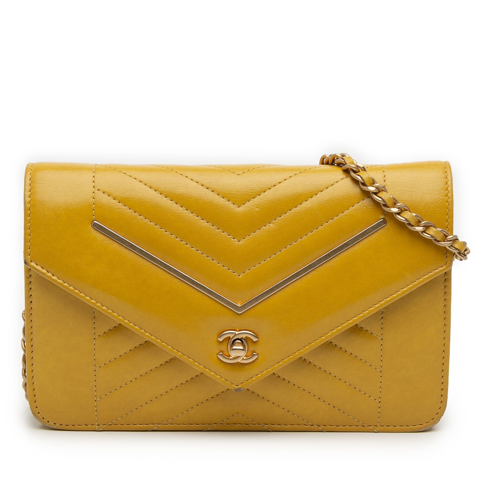 Chanel Chanel Small Reversed Chevron Lambskin Flap Size ONE SIZE - 1 Thumbnail