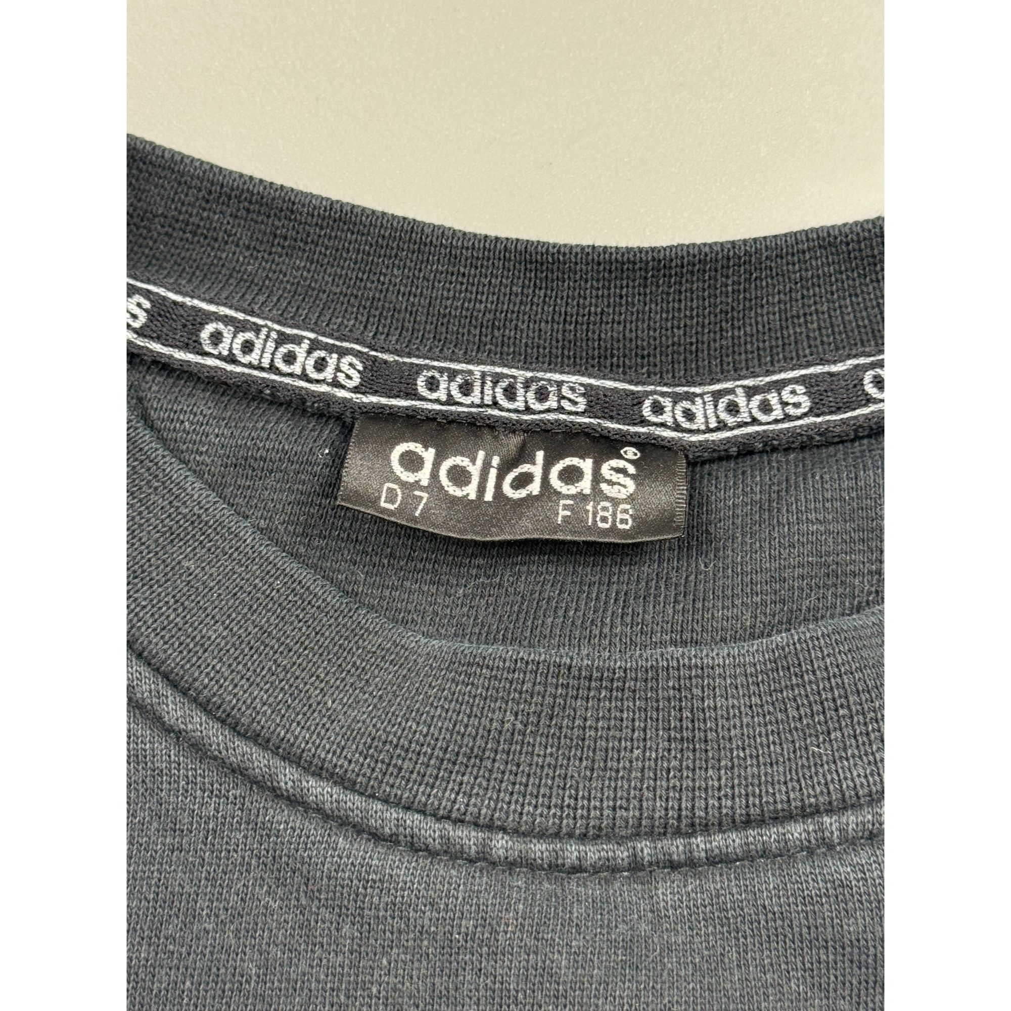 Adidas 80’s Vintage Adidas Trefoil Big Logo Sweatshirt Size US L / EU 52-54 / 3 - 9 Thumbnail