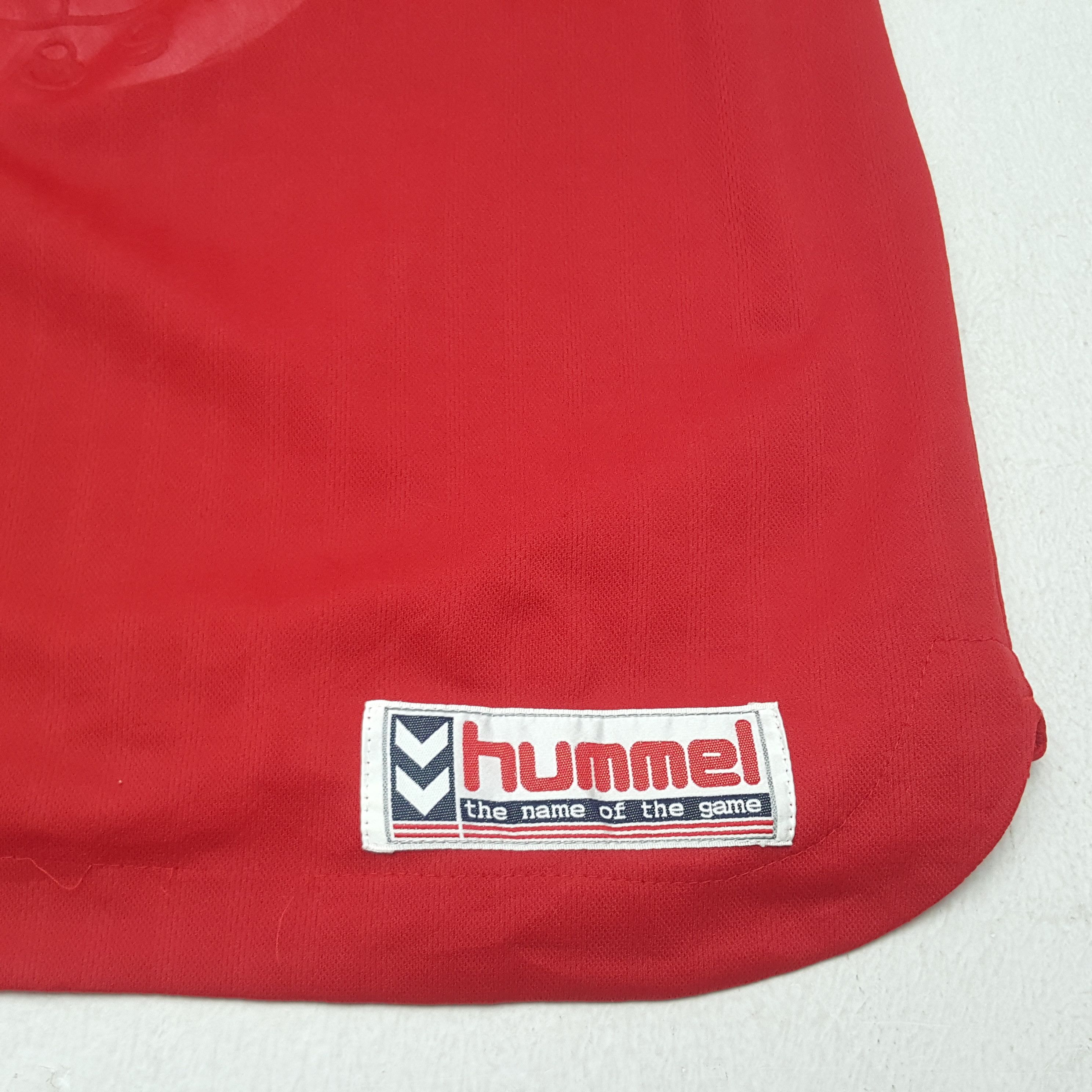 Hummel × Vintage Vintage Hummel The Name Of The game Jersey Tshirt Size US M / EU 48-50 / 2 - 7 Thumbnail