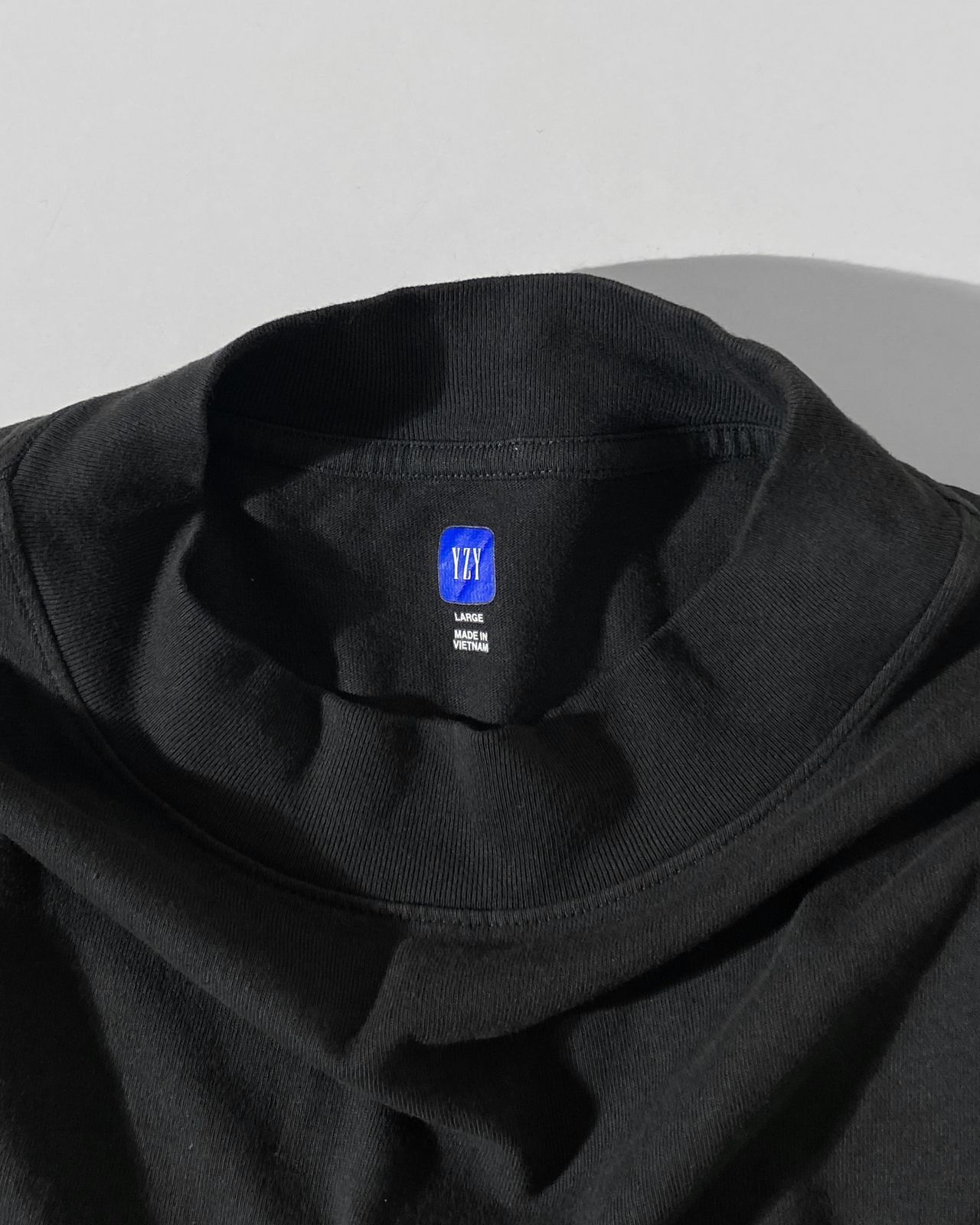 Balenciaga × Gap × Yeezy YEEZY GAP ENGINEERED BY BALENCIAGA DOVE LONG SLEEVE TEE Size US L / EU 52-54 / 3 - 4 Thumbnail