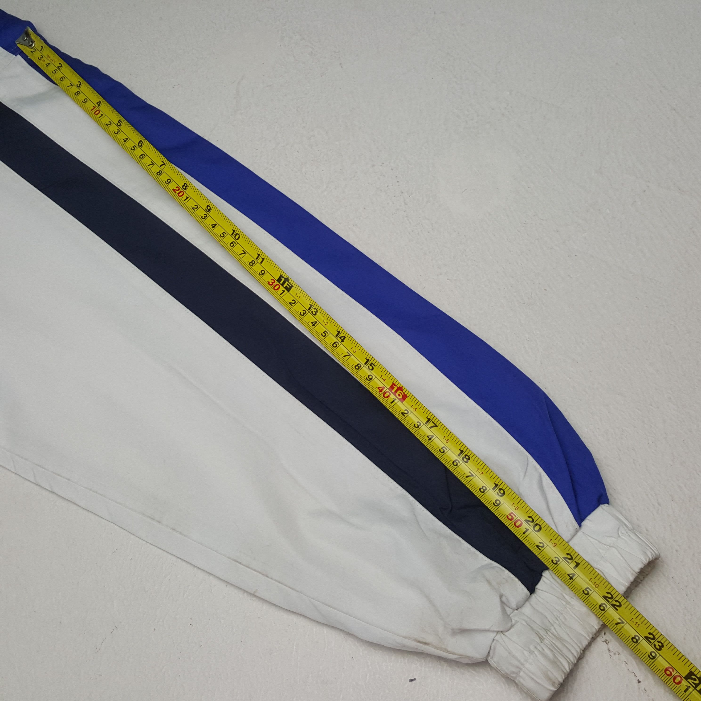 Japanese Brand Vintage Yonex Japan Sportswear Windbreaker Jacket RR19 Size US L / EU 52-54 / 3 - 5 Thumbnail